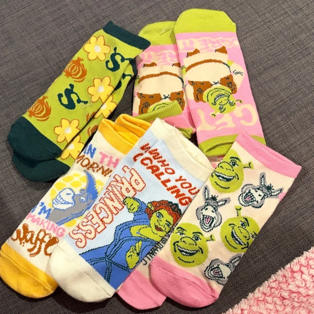 NEVER WORN shrek socks